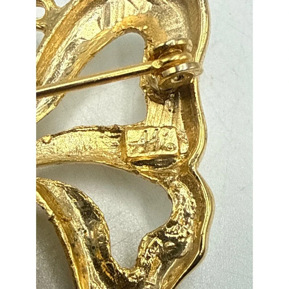 Vintage AJC Gold Tone Butterfly Brooch Faux Pearl Figural Pin Accessory‎